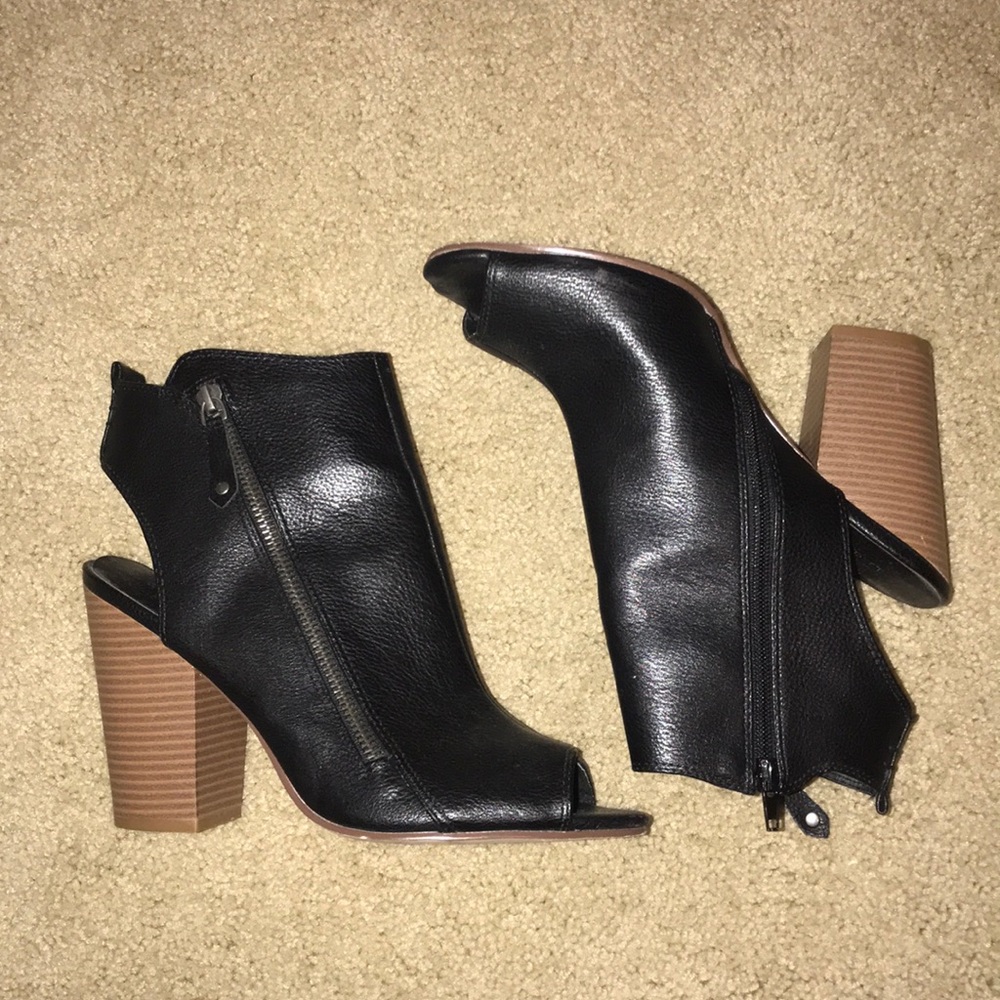 Black heels